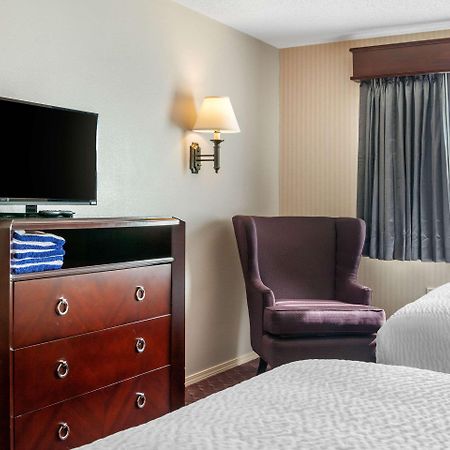 The Wisconsin Hotel & Conference Center 威斯康星戴尔 外观 照片