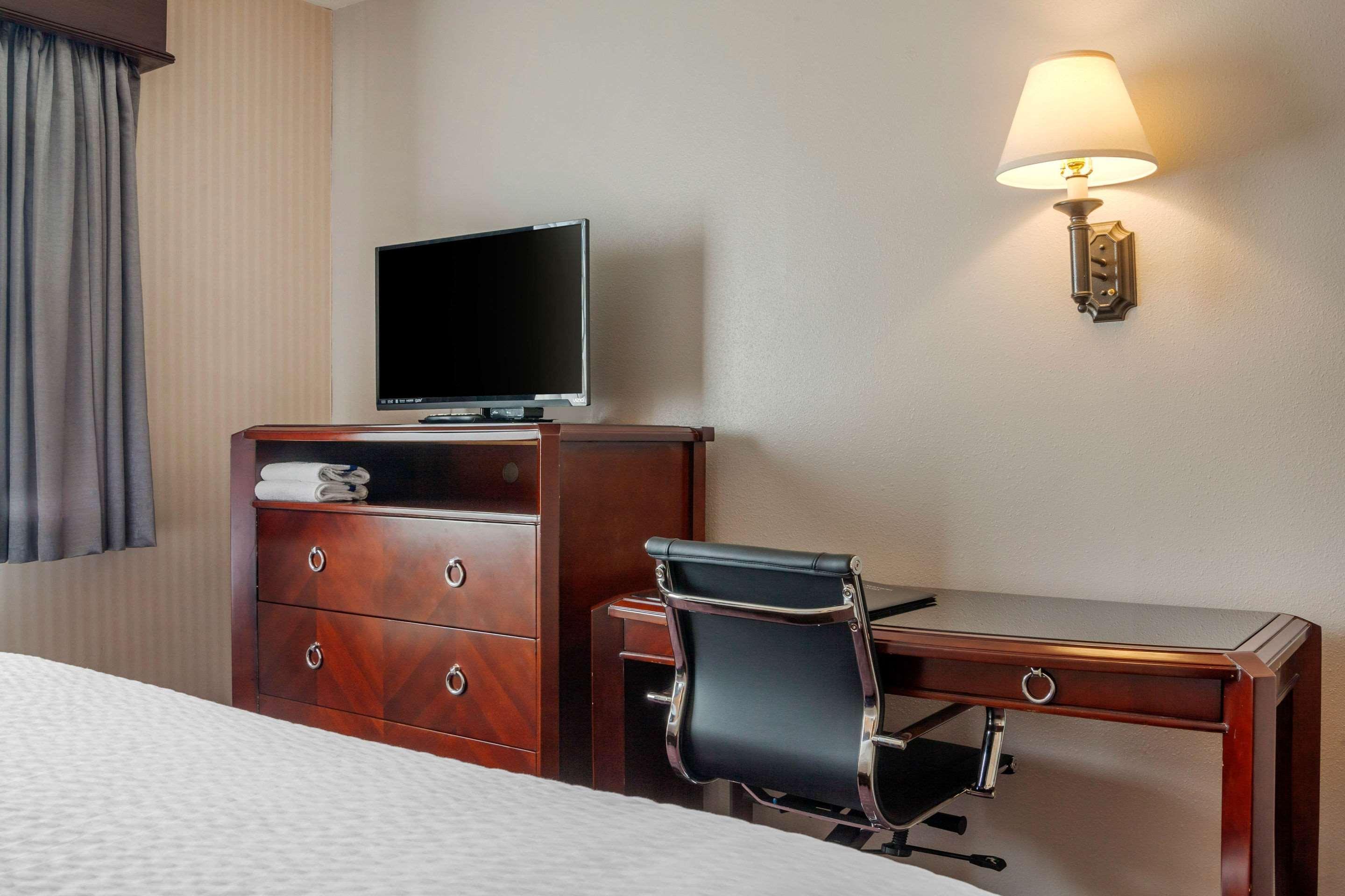The Wisconsin Hotel & Conference Center 威斯康星戴尔 外观 照片