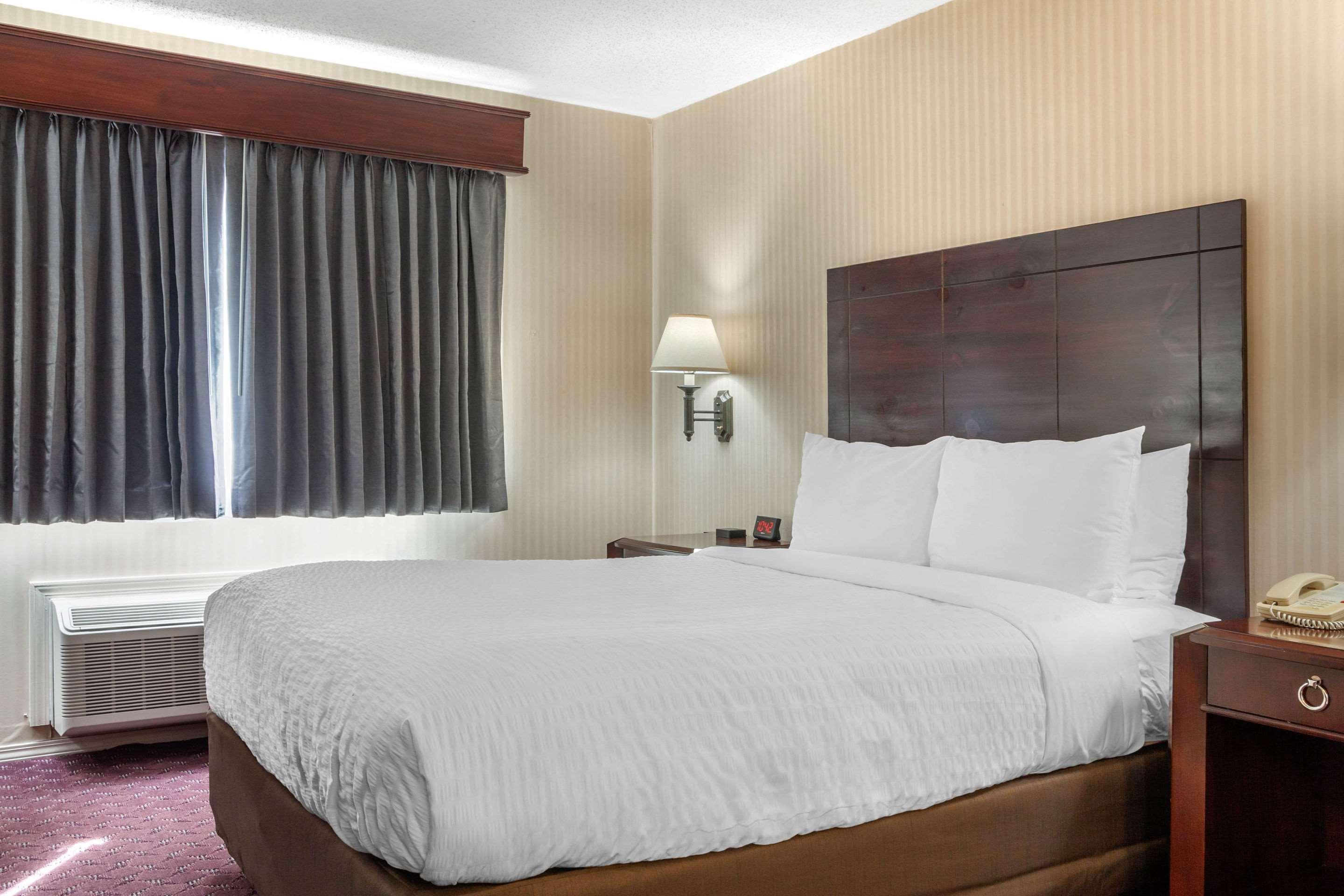 The Wisconsin Hotel & Conference Center 威斯康星戴尔 外观 照片